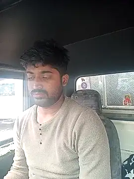 Snapshot of Driver-naru chatting on 01.30.25 Driver-naru online show from 01.30.25