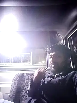 Snapshot of Driver-naru chatting on 02.26.25 Driver-naru online show from 02.26.25