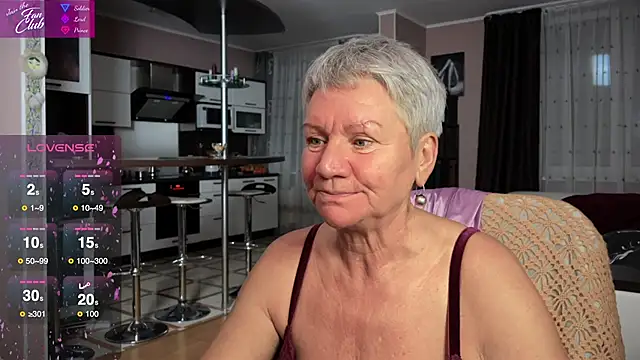 Snapshot of roxana_brooks chatting on 01.23.25 roxana brooks online show from 01.23.25