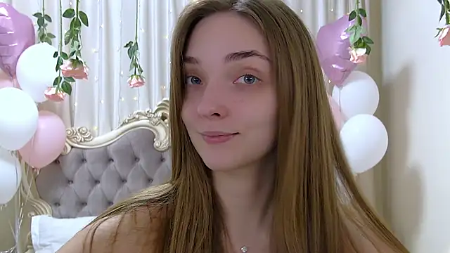 VirginieCruz online show from 02.23.25