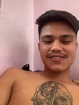 Hullax online show from 04.19.26