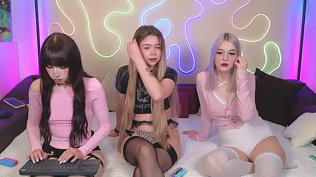 NickAnny online show from 03.22.25