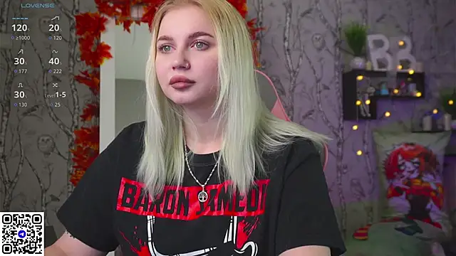 Moon Valkyrie online show from 11.07.25