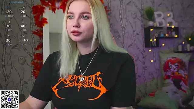 Moon Valkyrie online show from 11.11.25