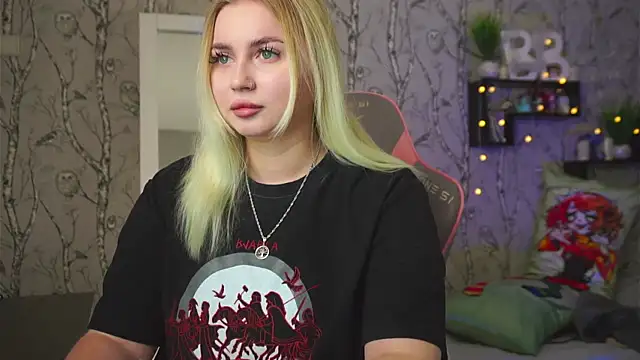 Moon Valkyrie online show from 03.01.26