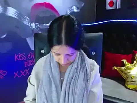 VALERY MEER online show from 12.09.24