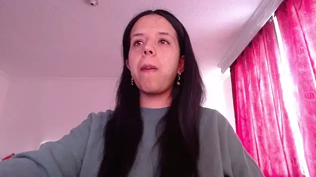 Snapshot of VALERY_MEER chatting on 07.28.26 VALERY MEER online show from 07.28.26