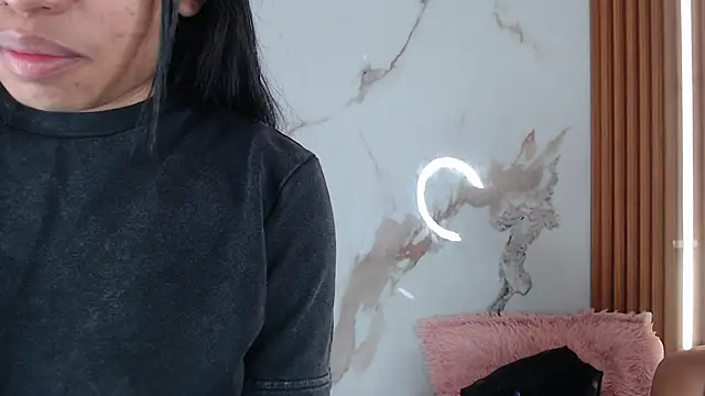 mary live online show from 11.16.25