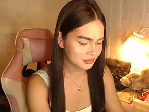 Ashely Lewis online show from 11.26.25