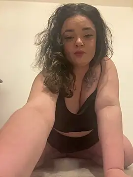 Snapshot of peaches006 chatting on 01.18.25 peaches006 online show from 01.18.25