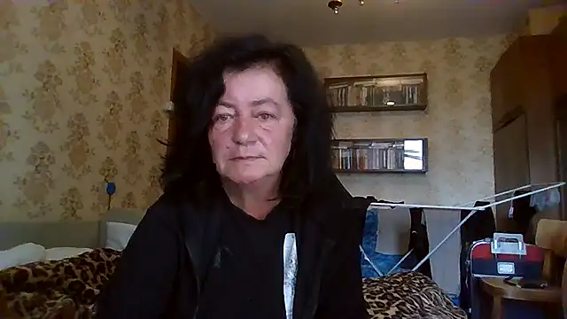 Snapshot of GypsiQueen2 chatting on 07.11.26 GypsiQueen2 online show from 07.11.26