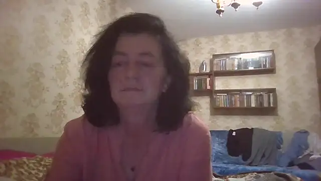 Snapshot of GypsiQueen2 chatting on 07.17.26 GypsiQueen2 online show from 07.17.26
