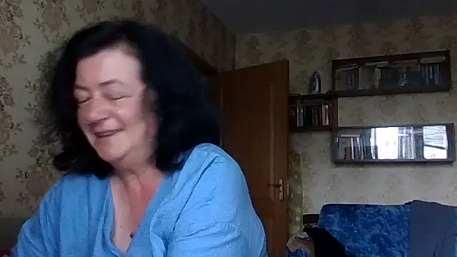 Snapshot of GypsiQueen2 chatting on 07.19.26 GypsiQueen2 online show from 07.19.26