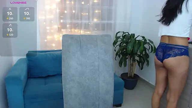 Snapshot of imSophia chatting on 01.14.26 imSophia online show from 01.14.26