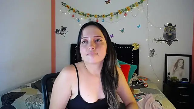 naughty girl 4u online show from 02.28.25