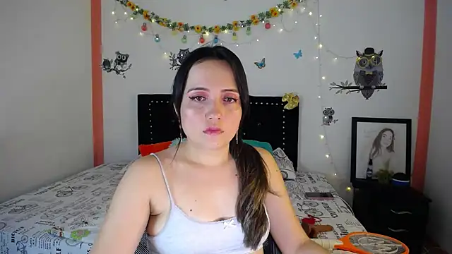 naughty girl 4u online show from 03.10.25