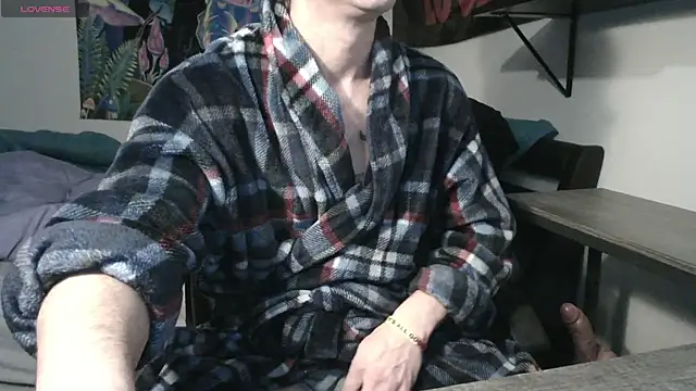 Snapshot of XxBobbyDigitalxX chatting on 12.21.24 XxBobbyDigitalxX online show from 12.21.24