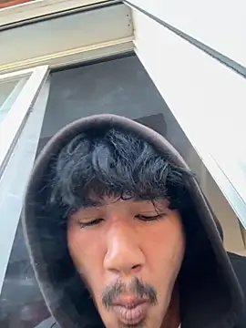 juniiorre online show from 10.12.25