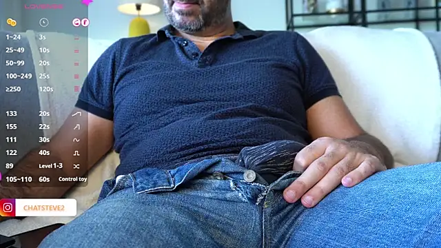 Snapshot of _MrPrecum_ chatting on 01.09.25 MrPrecum online show from 01.09.25