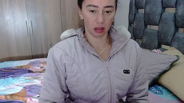 sara hott 1 online show from 01.30.25