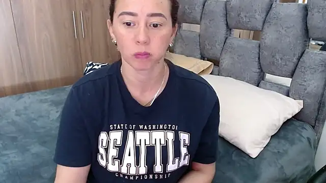 sara hott 1 online show from 03.13.25