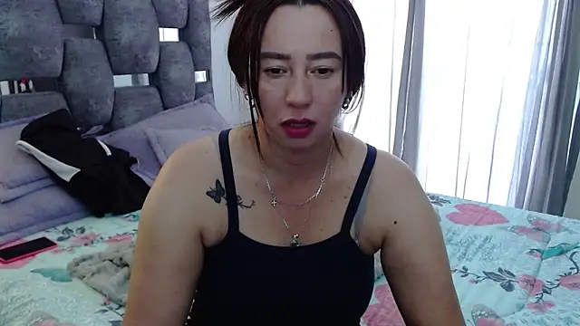 sara hott 1 online show from 11.25.25