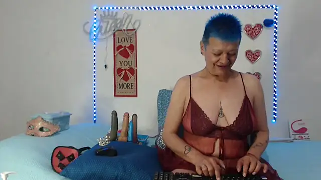 loquitaqueen011 online show from 01.31.25