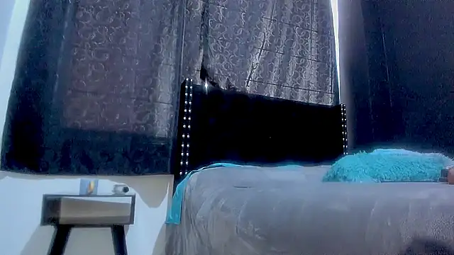 amareto queen online show from 10.04.25