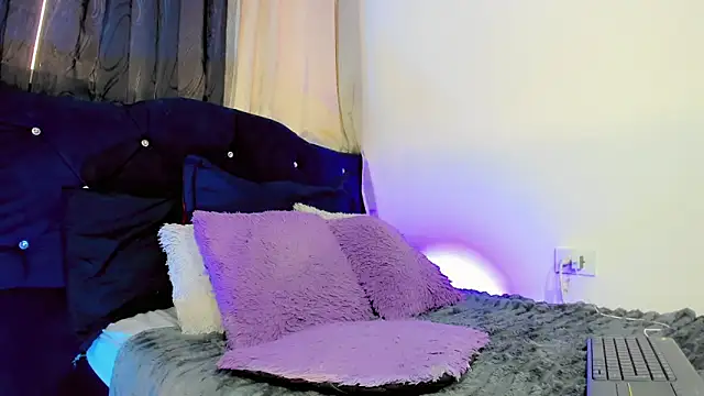 lesly xx online show from 03.29.26