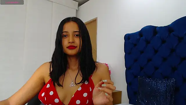Snapshot of Lili666_ chatting on 05.10.26 Lili666 online show from 05.10.26