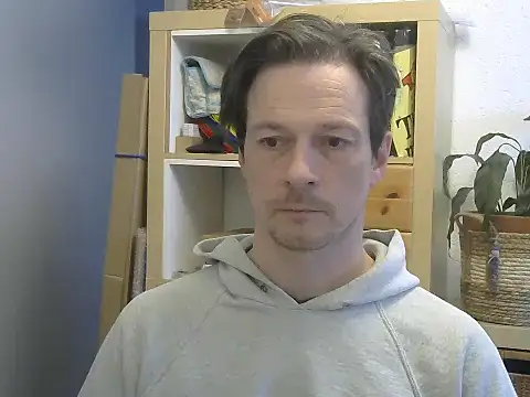 Snapshot of snowypaul11 chatting on 01.31.25 snowypaul11 online show from 01.31.25