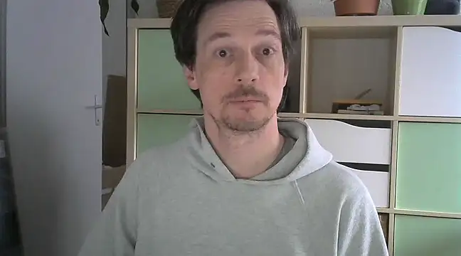 Snapshot of snowypaul11 chatting on 03.14.25 snowypaul11 online show from 03.14.25