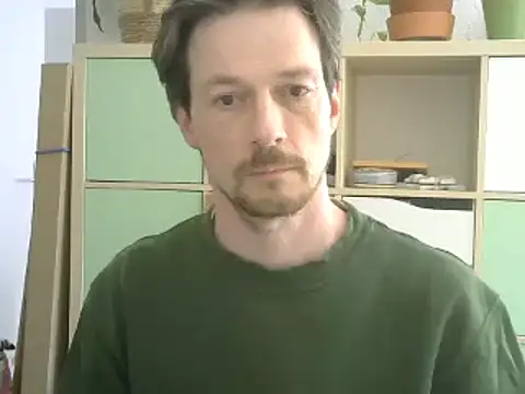 Snapshot of snowypaul11 chatting on 09.19.25 snowypaul11 online show from 09.19.25