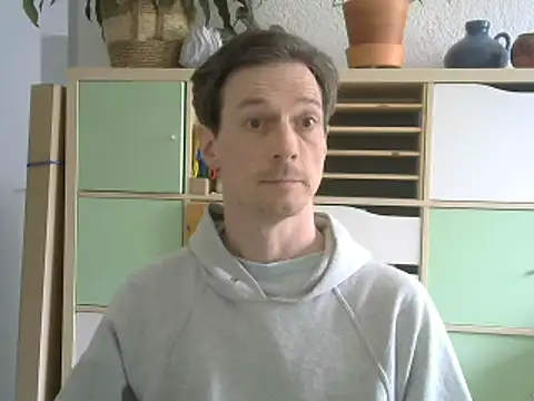 Snapshot of snowypaul11 chatting on 04.13.26 snowypaul11 online show from 04.13.26