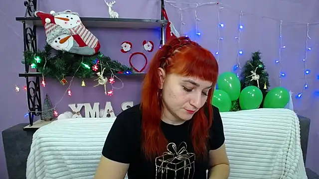 NinaFlawlees online show from 01.08.25