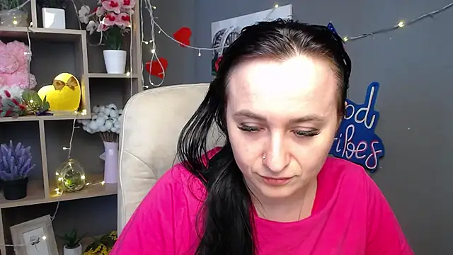 Snapshot of NinaFlawlees chatting on 07.07.26 NinaFlawlees online show from 07.07.26
