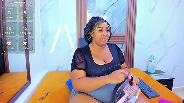 HannyMansonh online show from 10.18.25