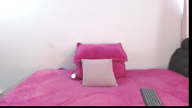 zohe  online show from 11.26.25