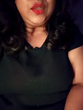Snapshot of sassy_horny chatting on 02.04.25 sassy horny online show from 02.04.25