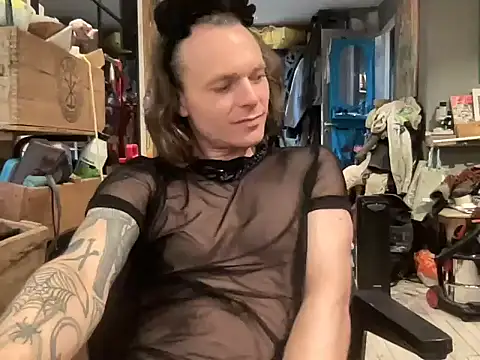 Snapshot of rexflexxx chatting on 11.01.25 rexflexxx online show from 11.01.25