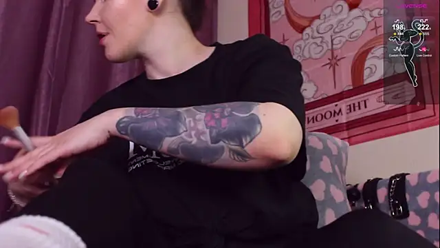 Luna Blake online show from 02.20.25