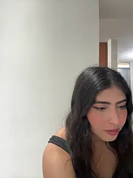 Snapshot of Gaby_zahir_ chatting on 01.25.25 Gaby zahir  online show from 01.25.25