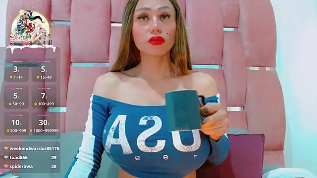 Snapshot of BimboCurvyy chatting on 12.26.24 BimboCurvyy online show from 12.26.24