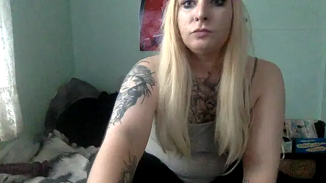 Snapshot of alexabunni chatting on 07.05.26 alexabunni online show from 07.05.26