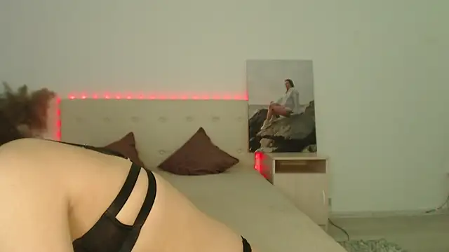 RoxannePure online show from 02.15.26