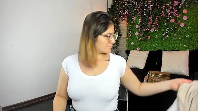 SarahDeyvis online show from 11.11.25