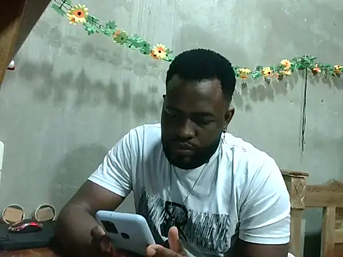 2ocmaxi online show from 09.08.25