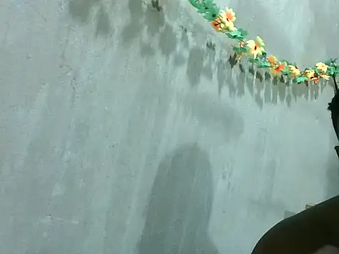 2ocmaxi online show from 10.17.25