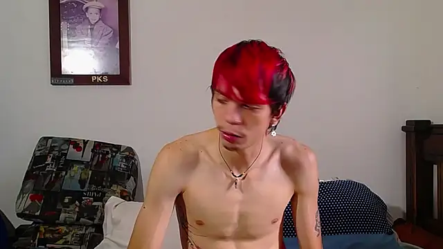 Snapshot of Twink_Temptation chatting on 12.16.25 Twink Temptation online show from 12.16.25