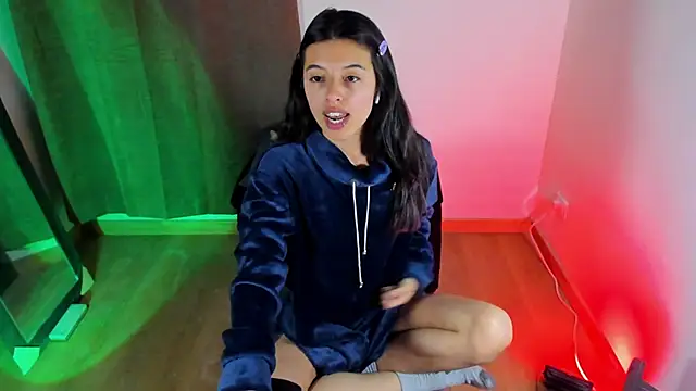 NanaRott online show from 12.04.25